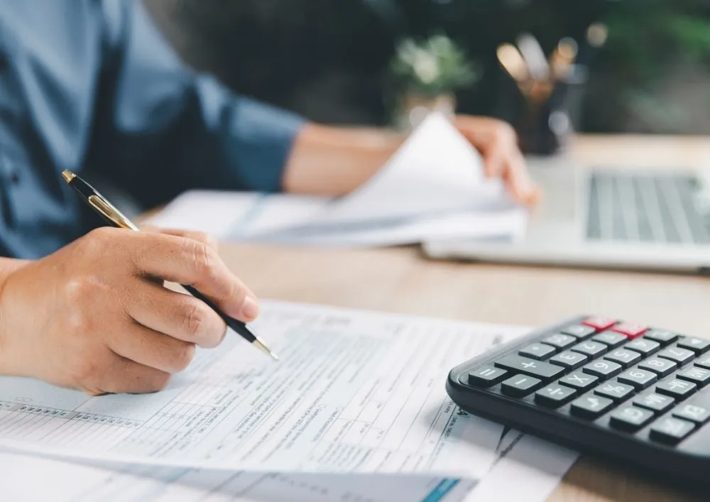 Checklist of errors in PARIVESH environmental clearance application including forms documents and EIA report issues